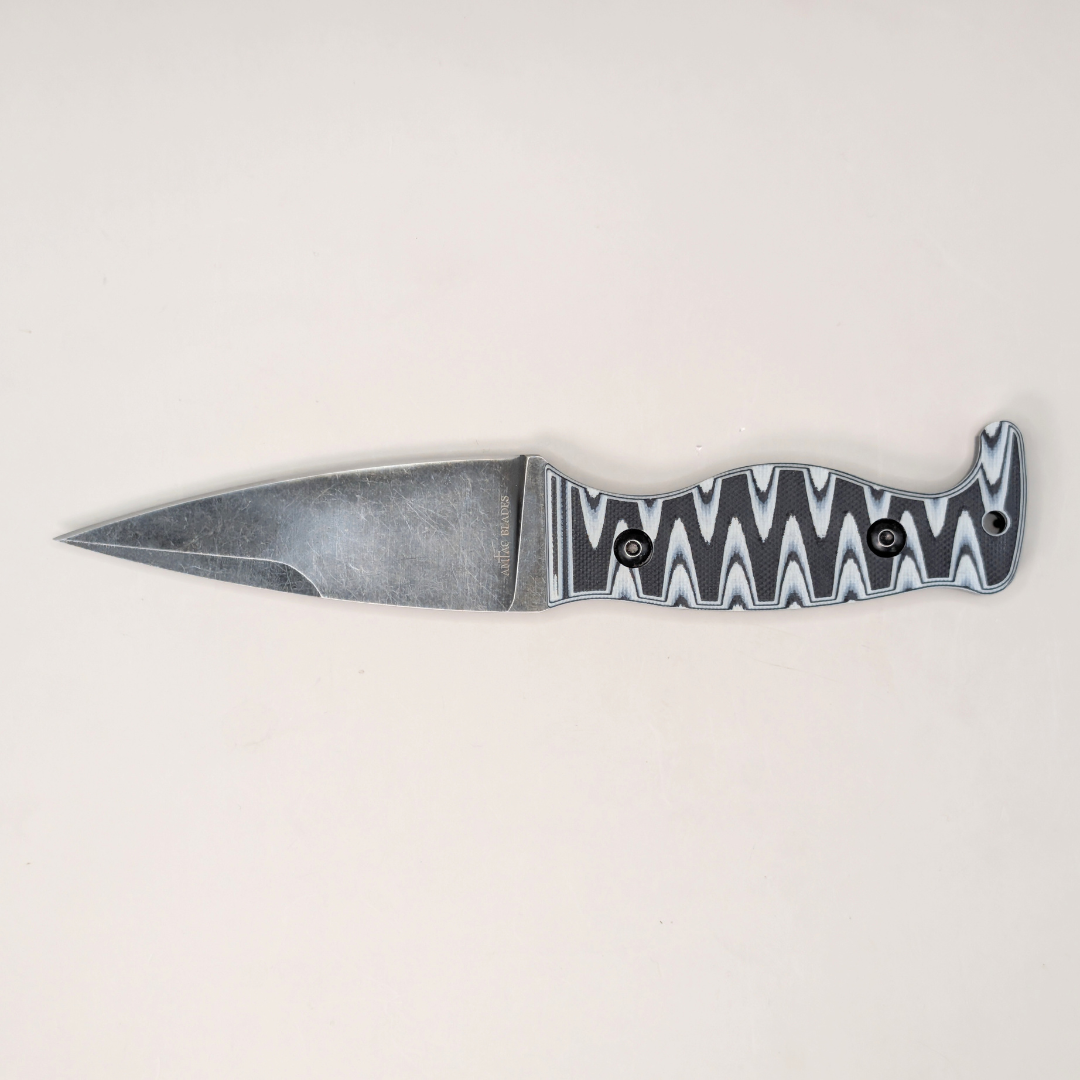 2 MM2 Black grey G10
